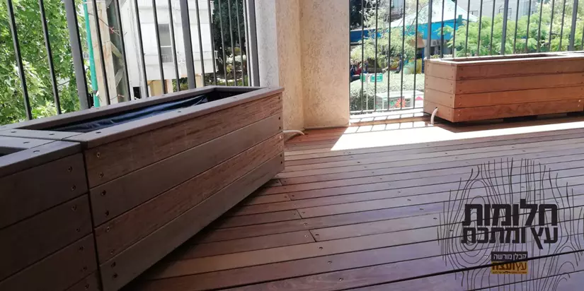 בניית דק בדירת גן